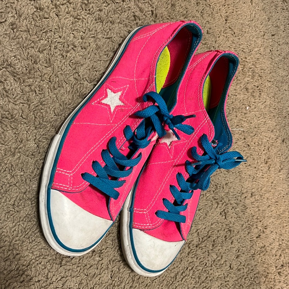 Converse Chucks Hot pink and Blue size 10